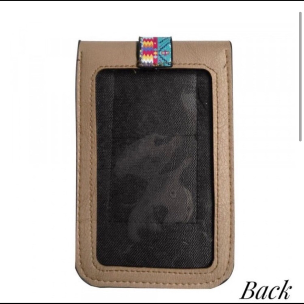 LAST ONE: Faux leather Aztec print crossbody phone case - Picture 2 of 4